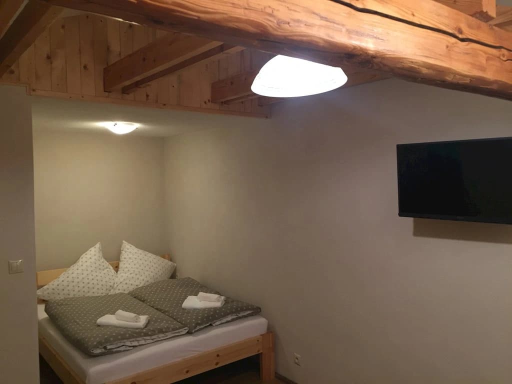 Apartmán Nevädza - pobytový priestor s príjemným posedením a výhľadom do prírody